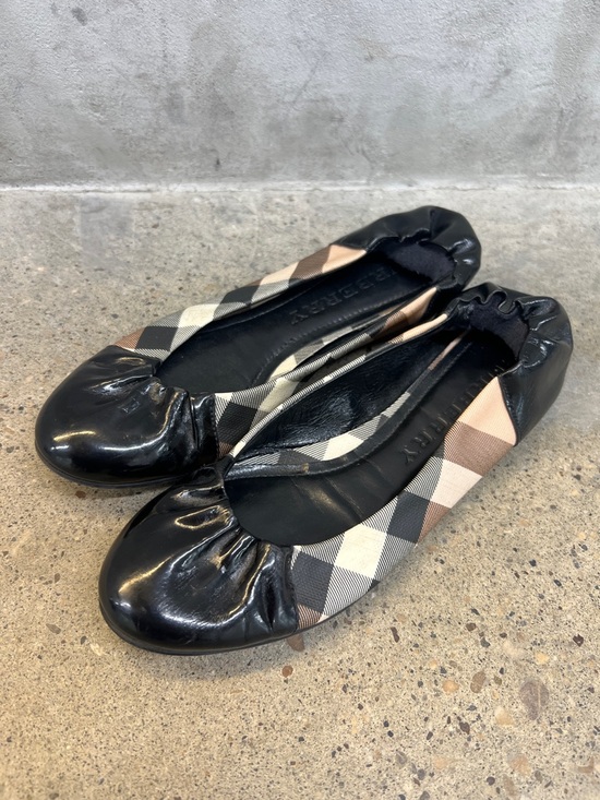 Burberry Shoes - Burberry Black Leather Ballet Flats with Classic Check Trim